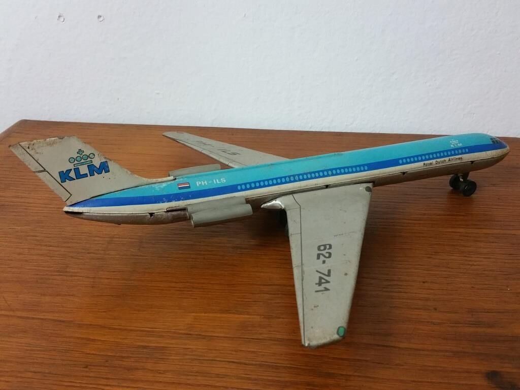Avion Boeing 741