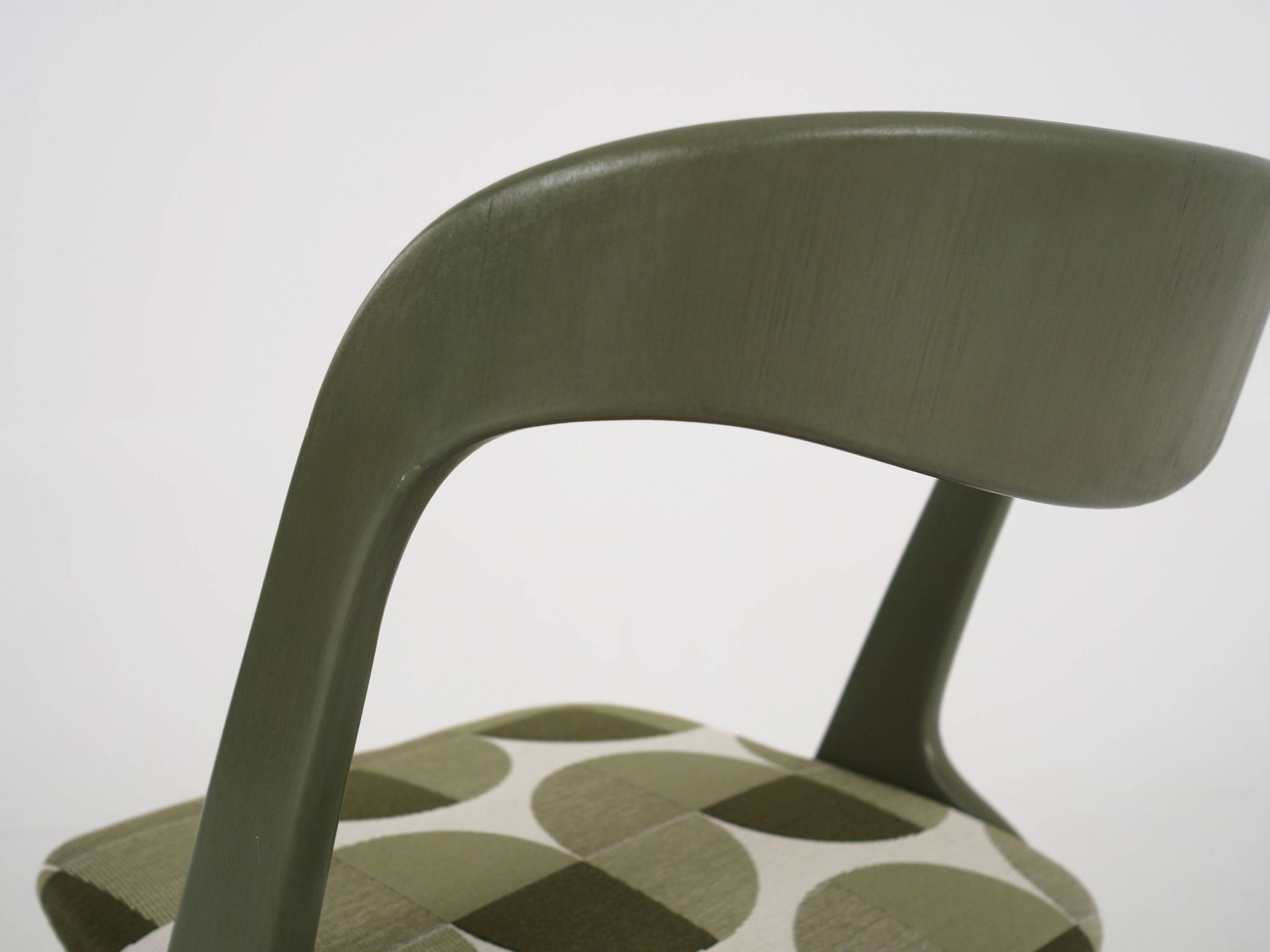 Chaise verte, design danois, années 1970, production : Danemark