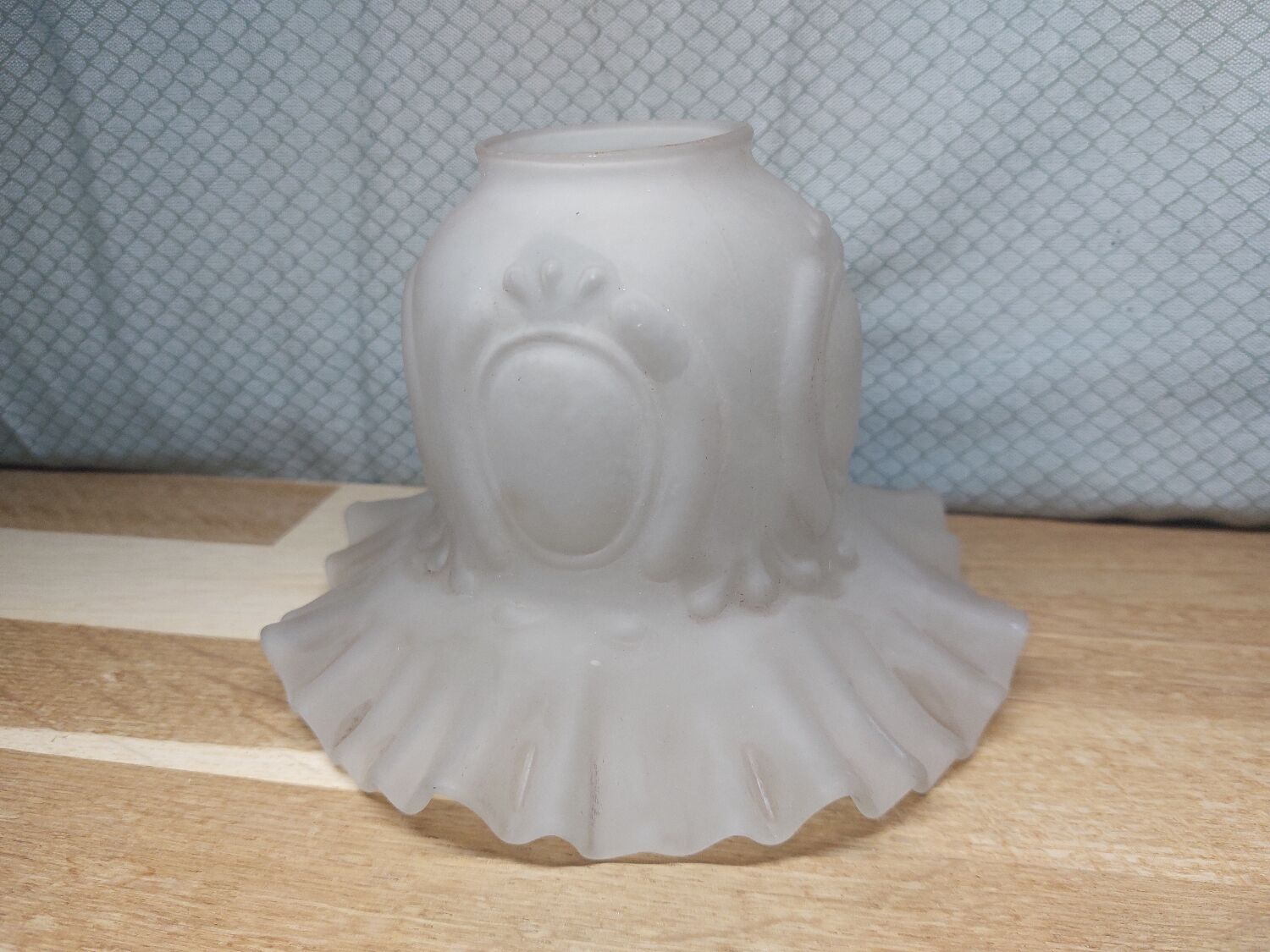 Frosted Glass Tulip Shade with Frilled Ruffles and Vintage Relief Patterns Chandelier