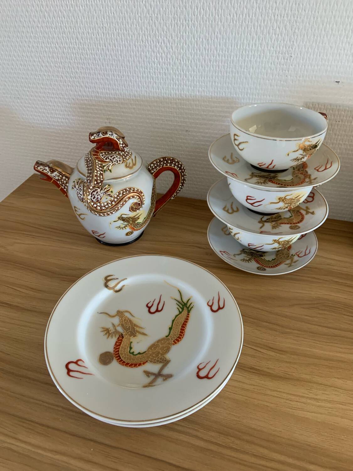 Japanese service with golden dragon pattern