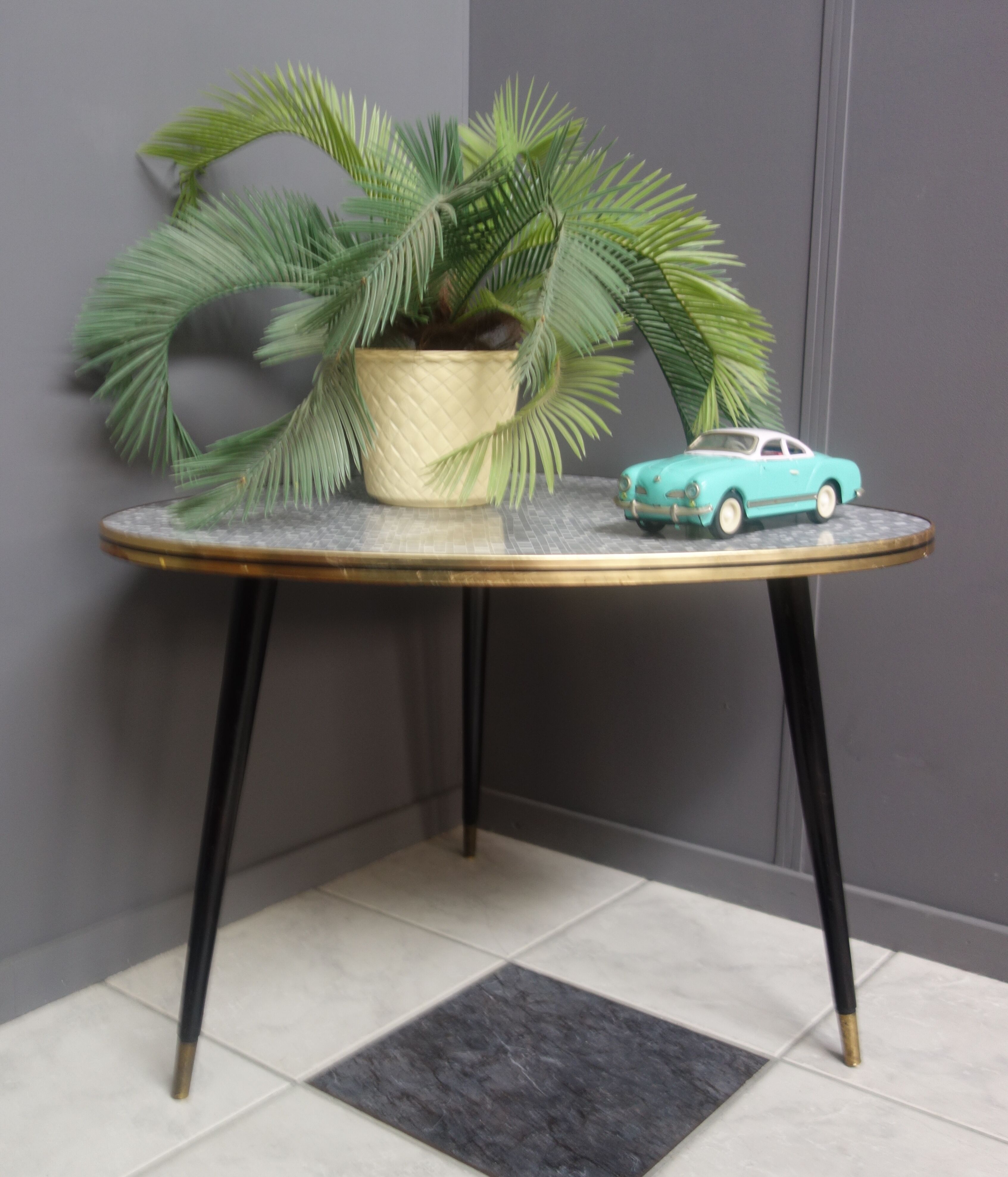 Triangle shape coffee table in grey 1960s
