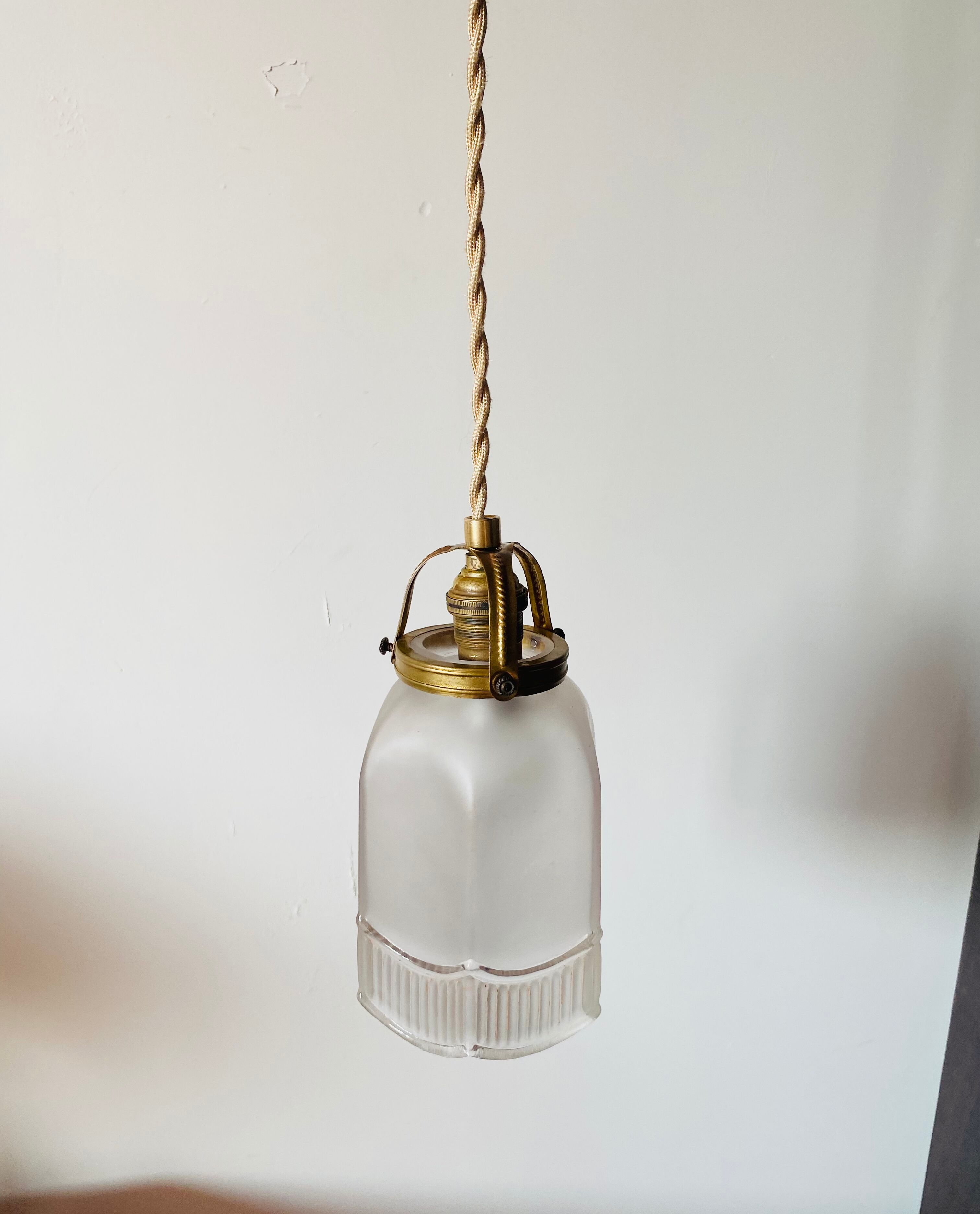 Glass suspension, cable 2 m, porcelain ram