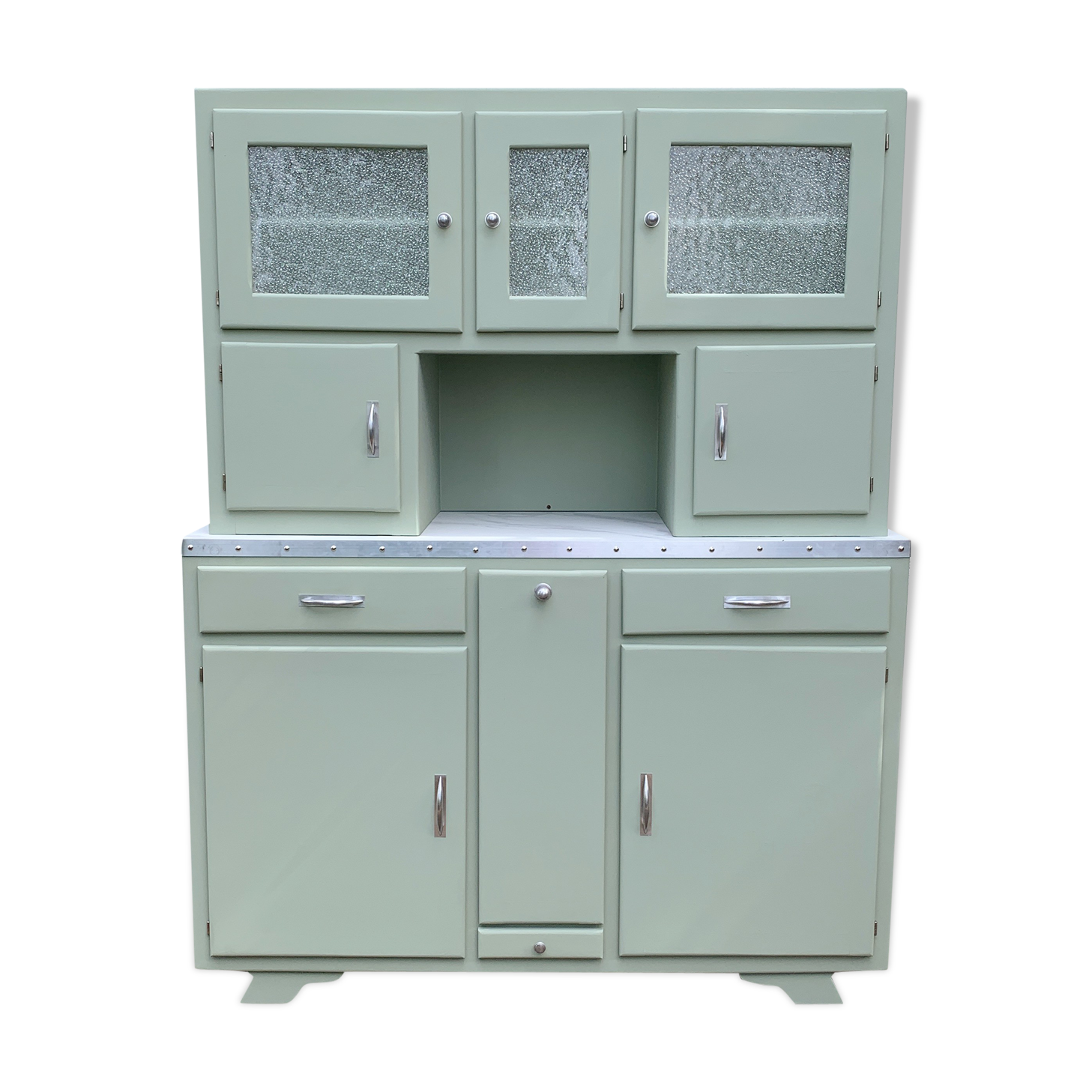 Restored mado buffet with bottle lockers