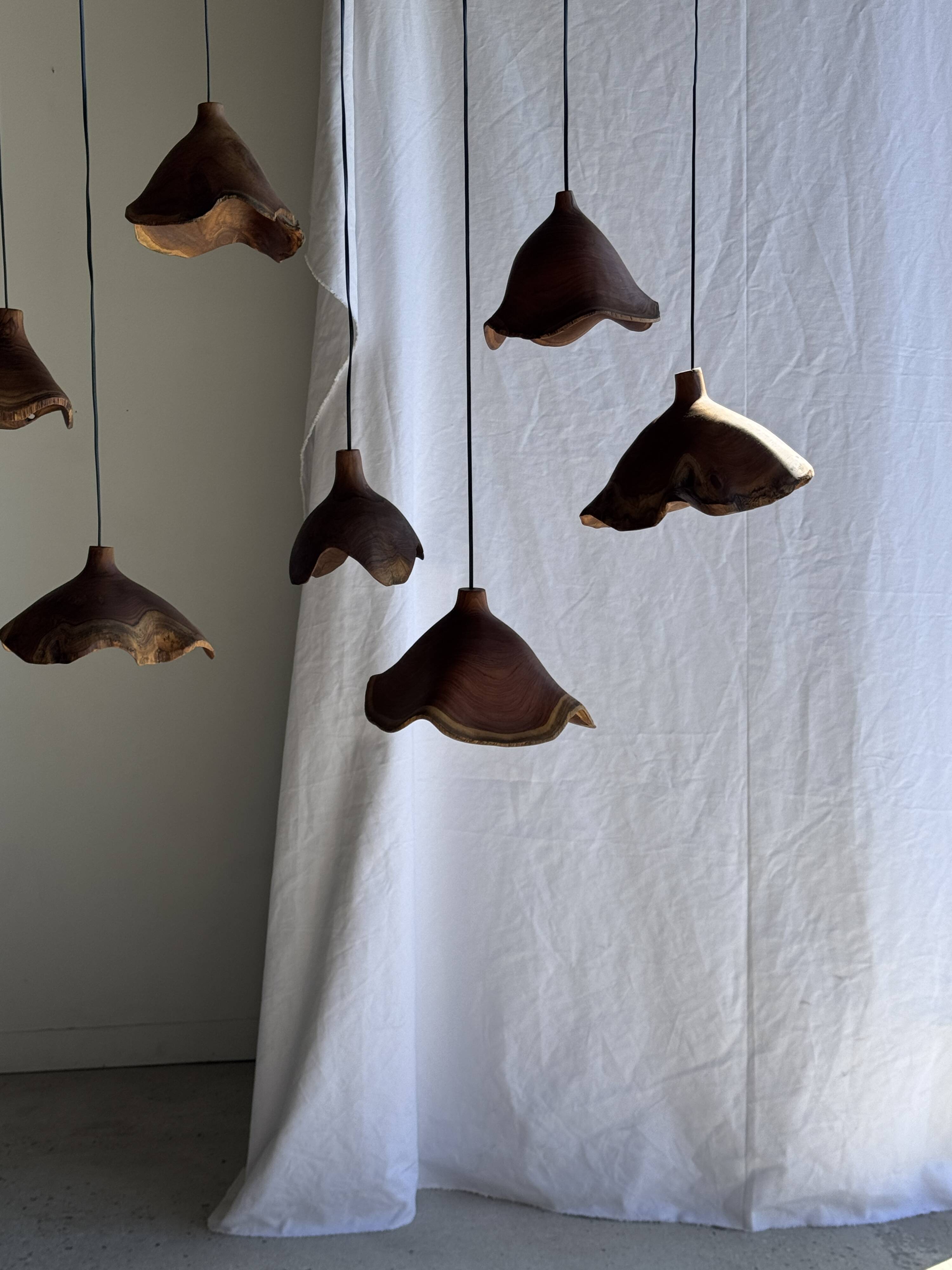 Small suspension in organic teak hat D30 H20