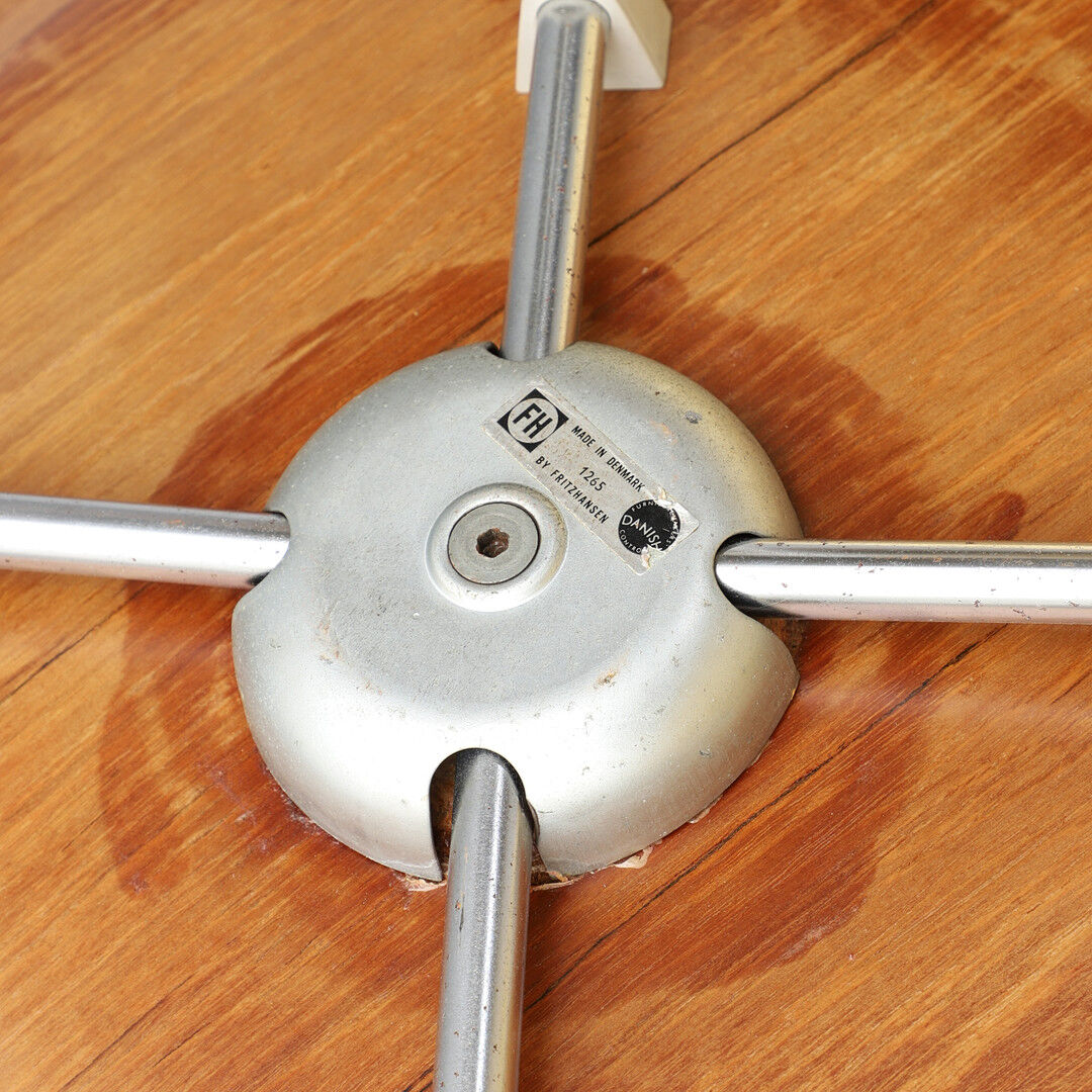 2 chairs Arne Jacobsen "sjuan" Fritz Hansen