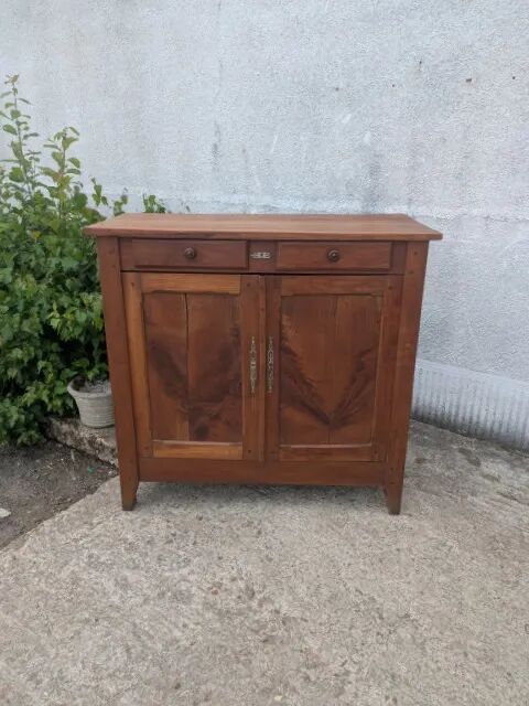 Parisian-style buffet