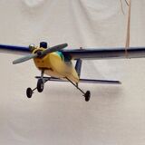 Model airplane circa 1980 years with gasoline engine in plastic dimension H-25cm- L-105- Pr-170