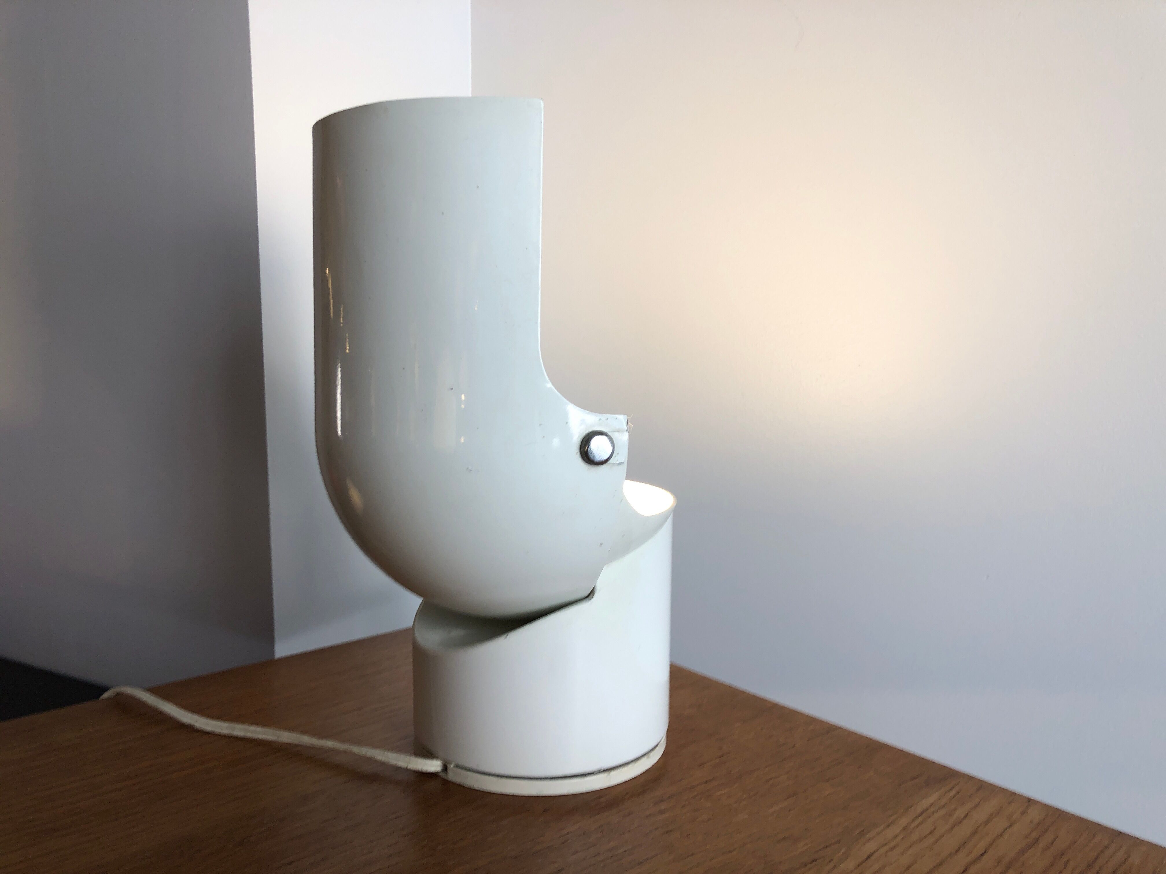 Pileino desk lamp by Gae Aulenti Artemide 1970