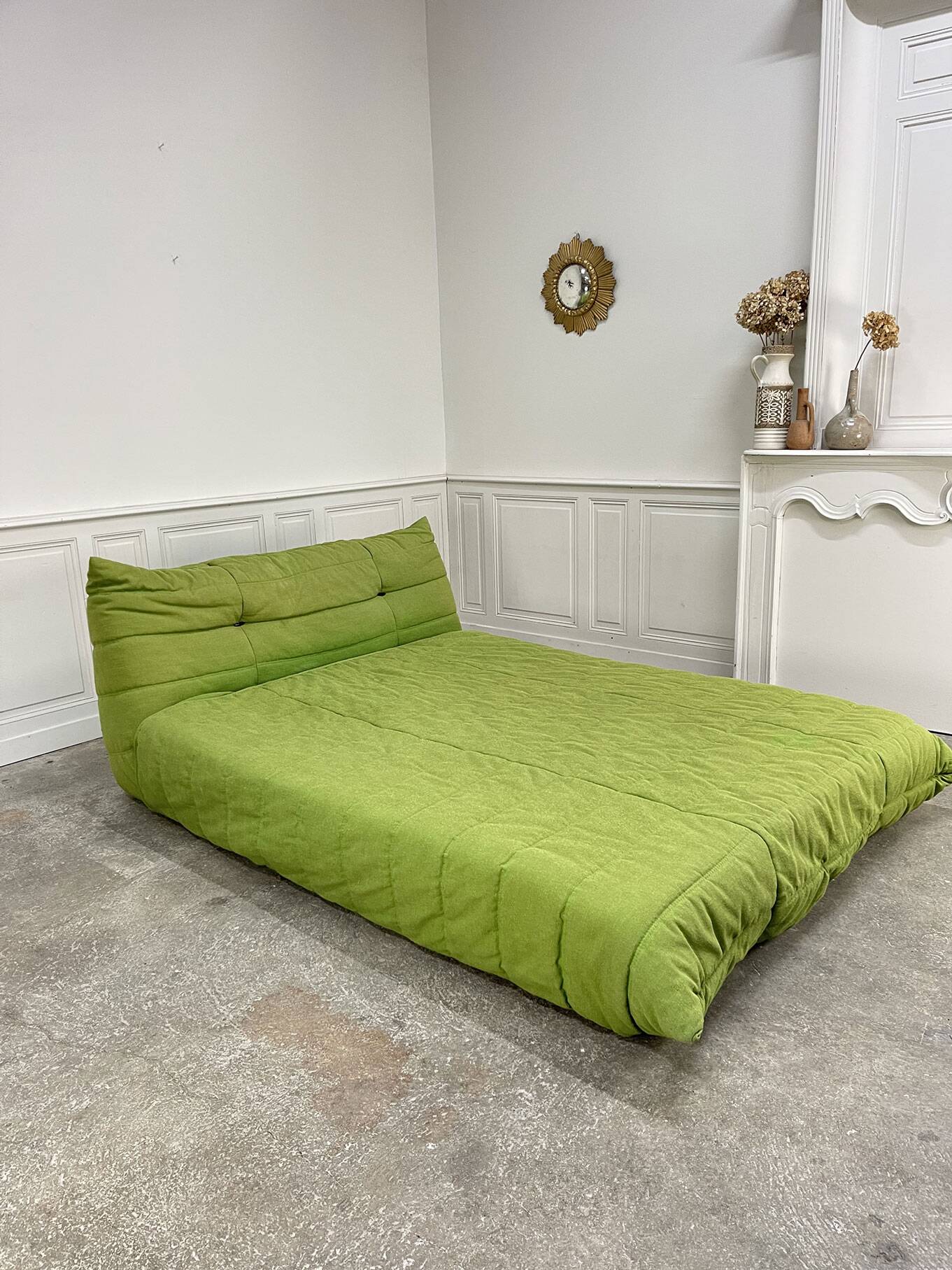 Vintage Green Togo Bed