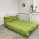 Vintage green Togo bed