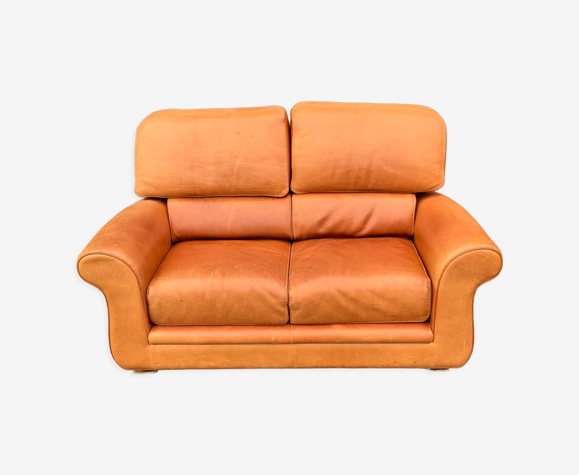 Two-seater leather sofa