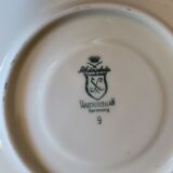 2 x breakfast set for one person (cup + saucer + small plate)