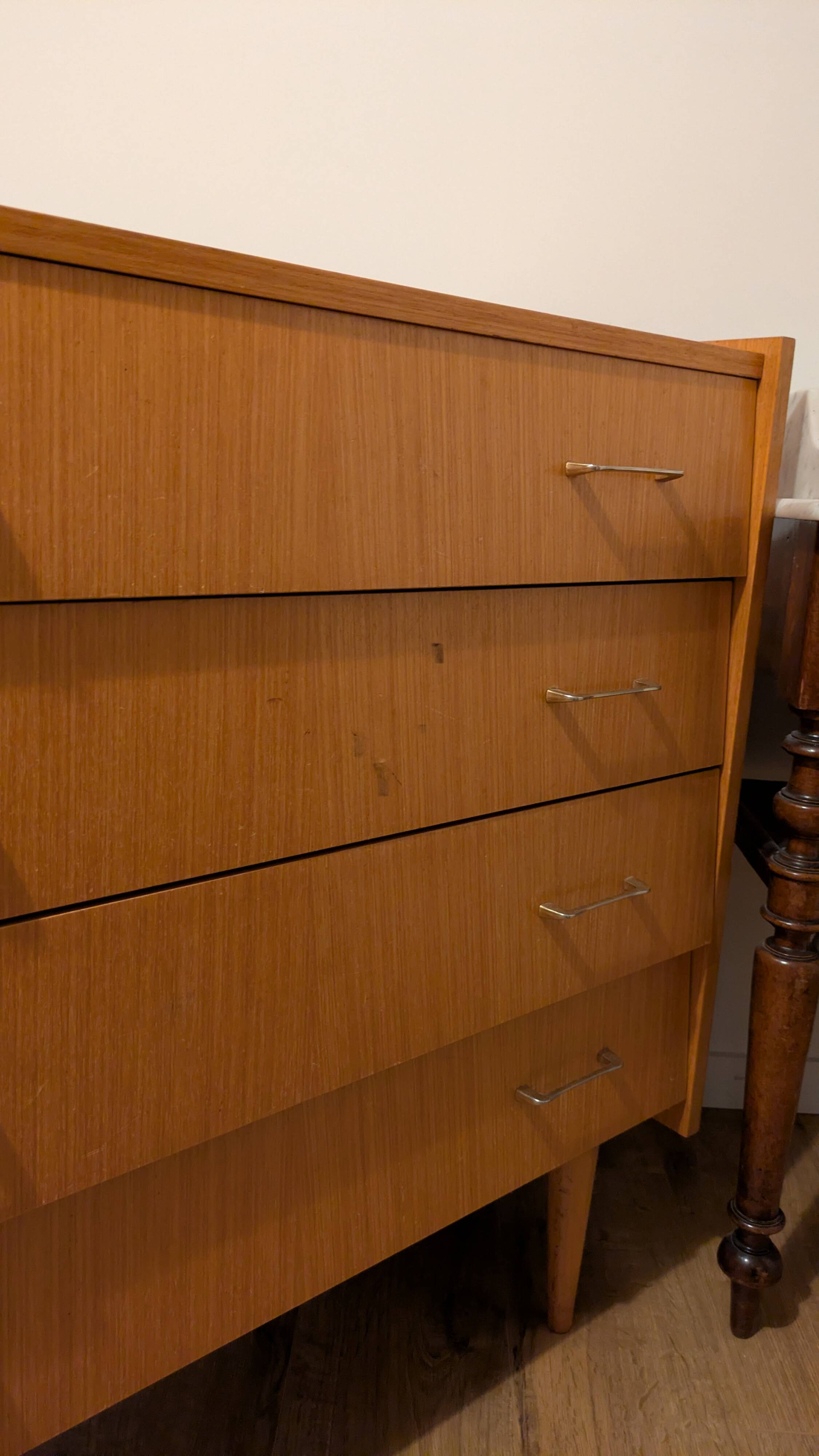 Vintage chest of drawers