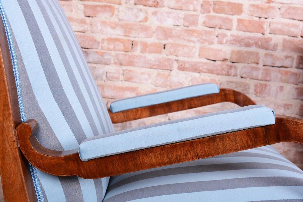 Biedermeier Lounge Chairs in Oak, Spruce and Walnut, Austria, 1830s, Set of 3