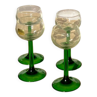 Set of 4 Luminarc green stem glasses