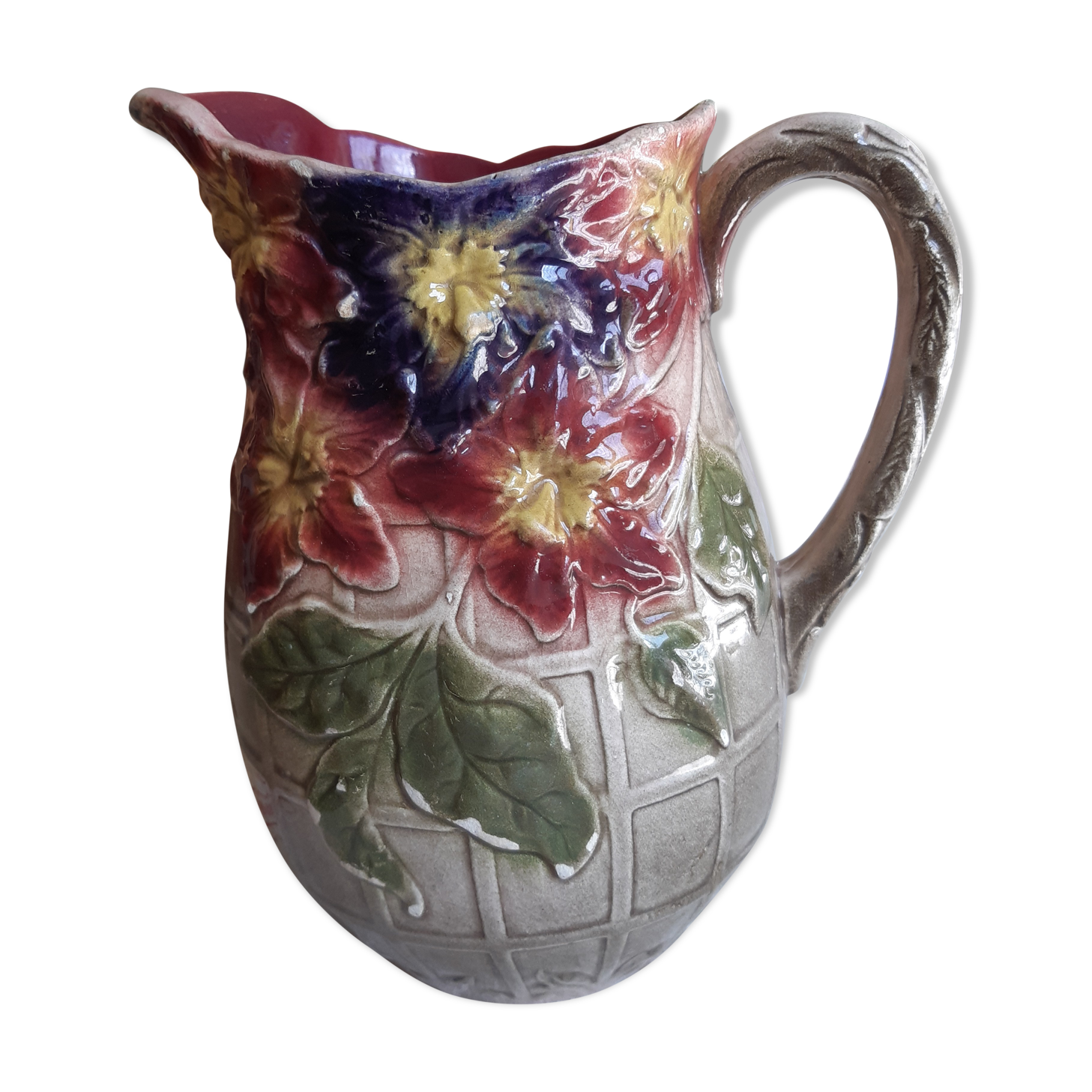 Pitcher dabbling