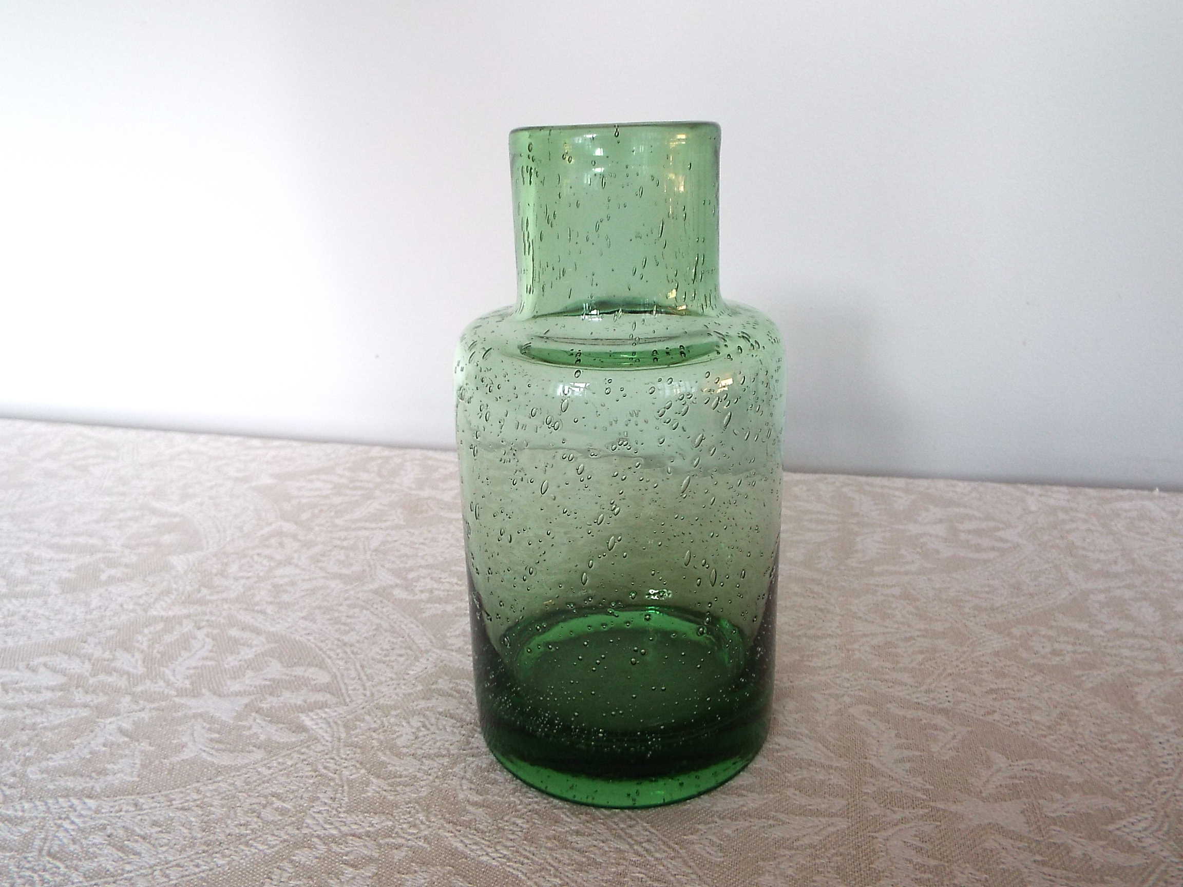 Bubbled glass vase