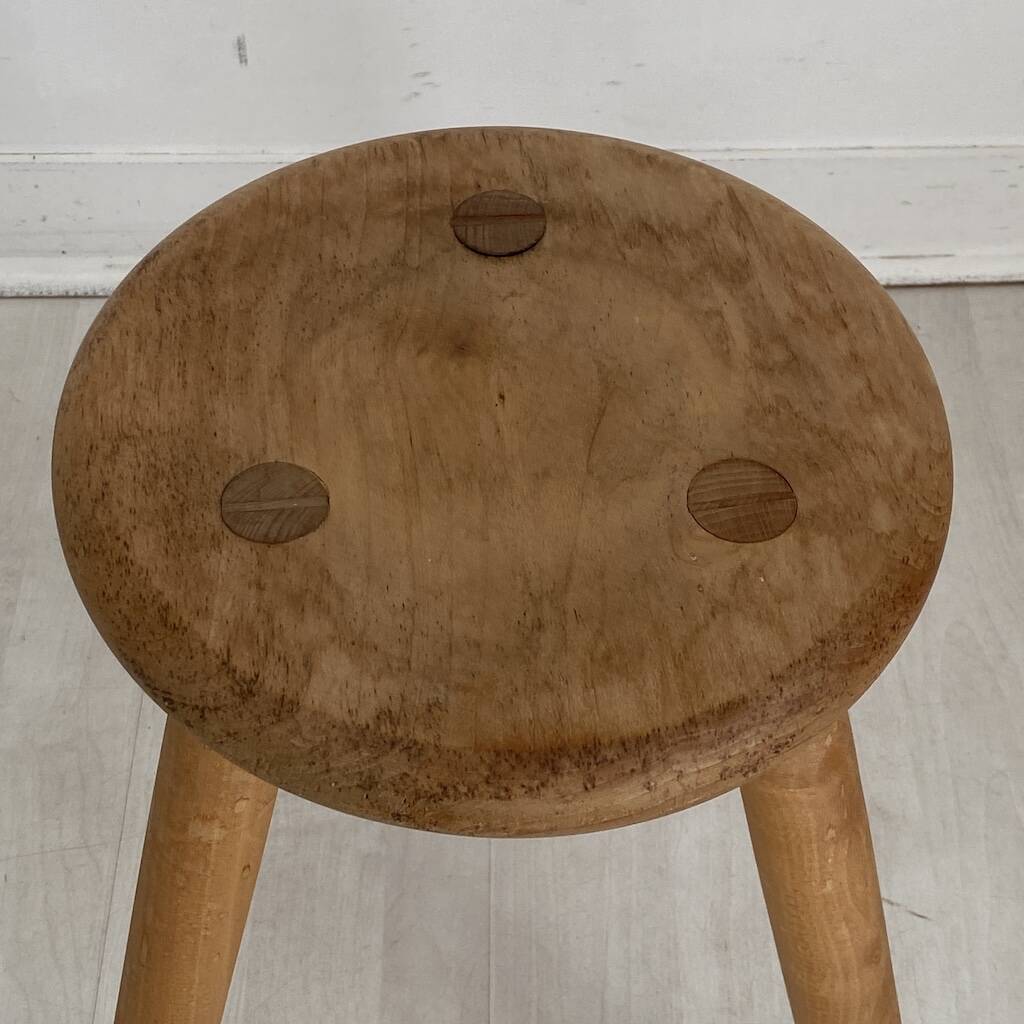 Solid wood tripod stool