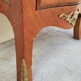 Louis XV style curved chest of drawers in marquetry