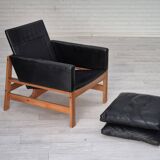 1960s, Danish lounge chair, original condition, furniture leather, solid oak wood.