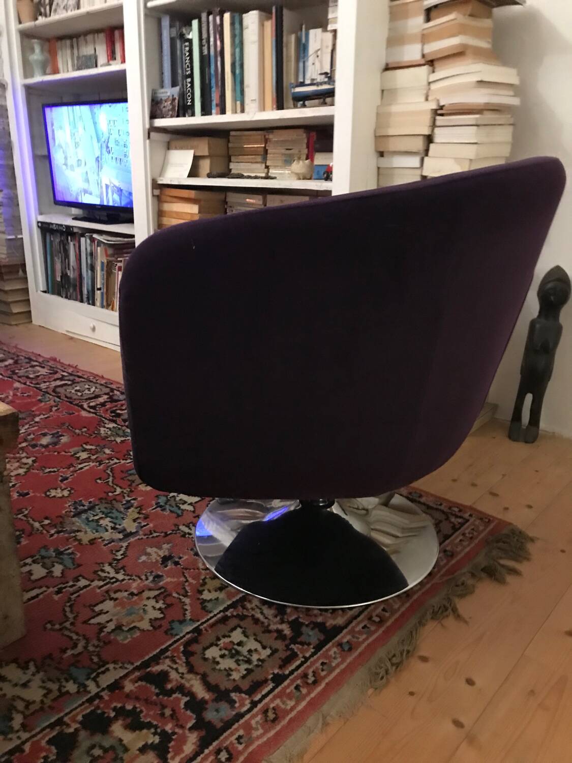 Space age armchair