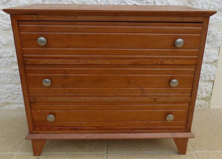 Antique post art deco chest of drawers circa 1940 in solid pine wood in its patina