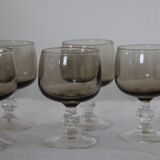 Set of 6 stemmed amber glasses