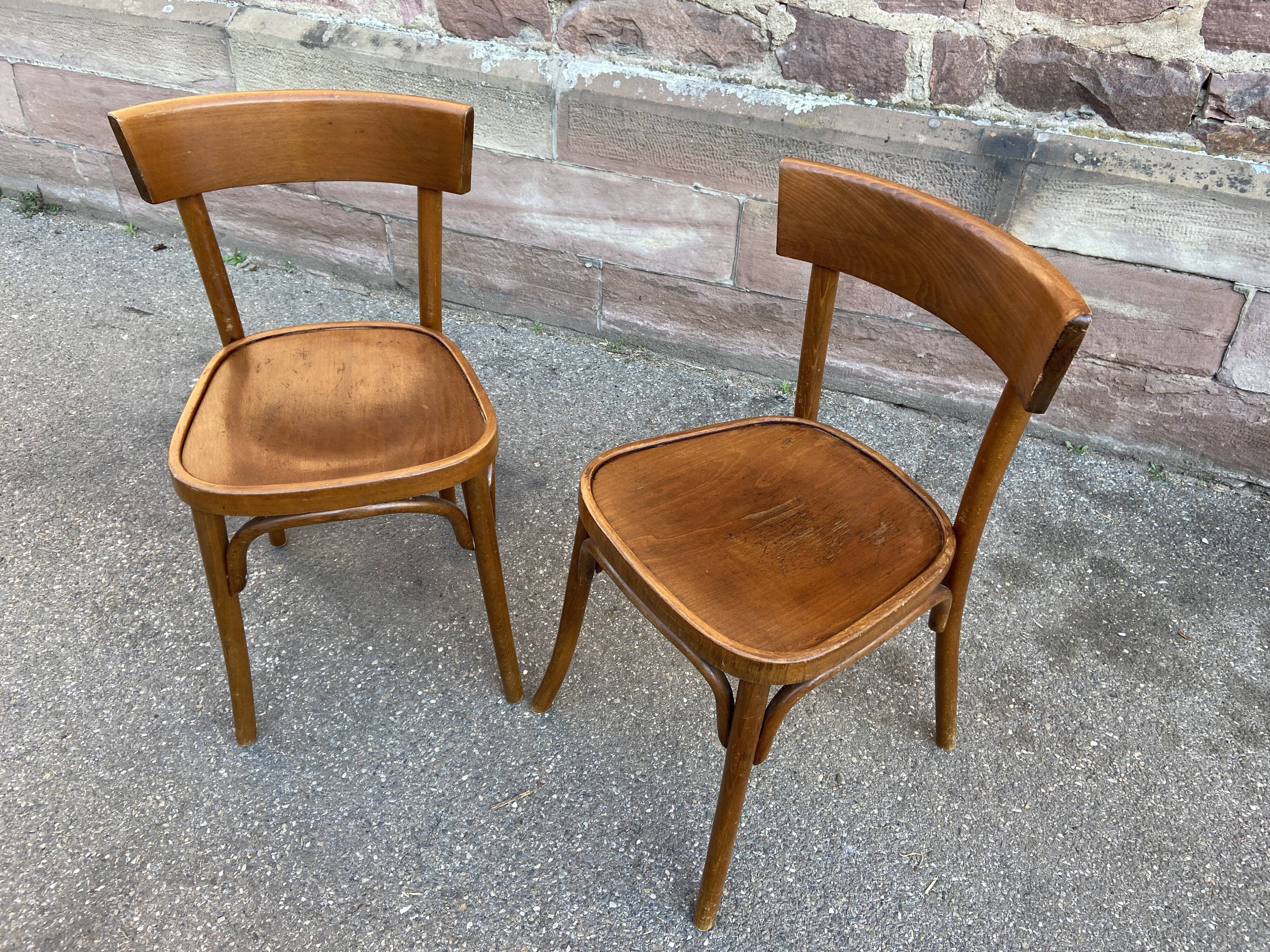 Paire de chaises bistrot bois courbé vintage