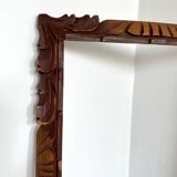 Cadre ancien sculpté à la main en bois de cèdre 29,5 cm x 24 cm
