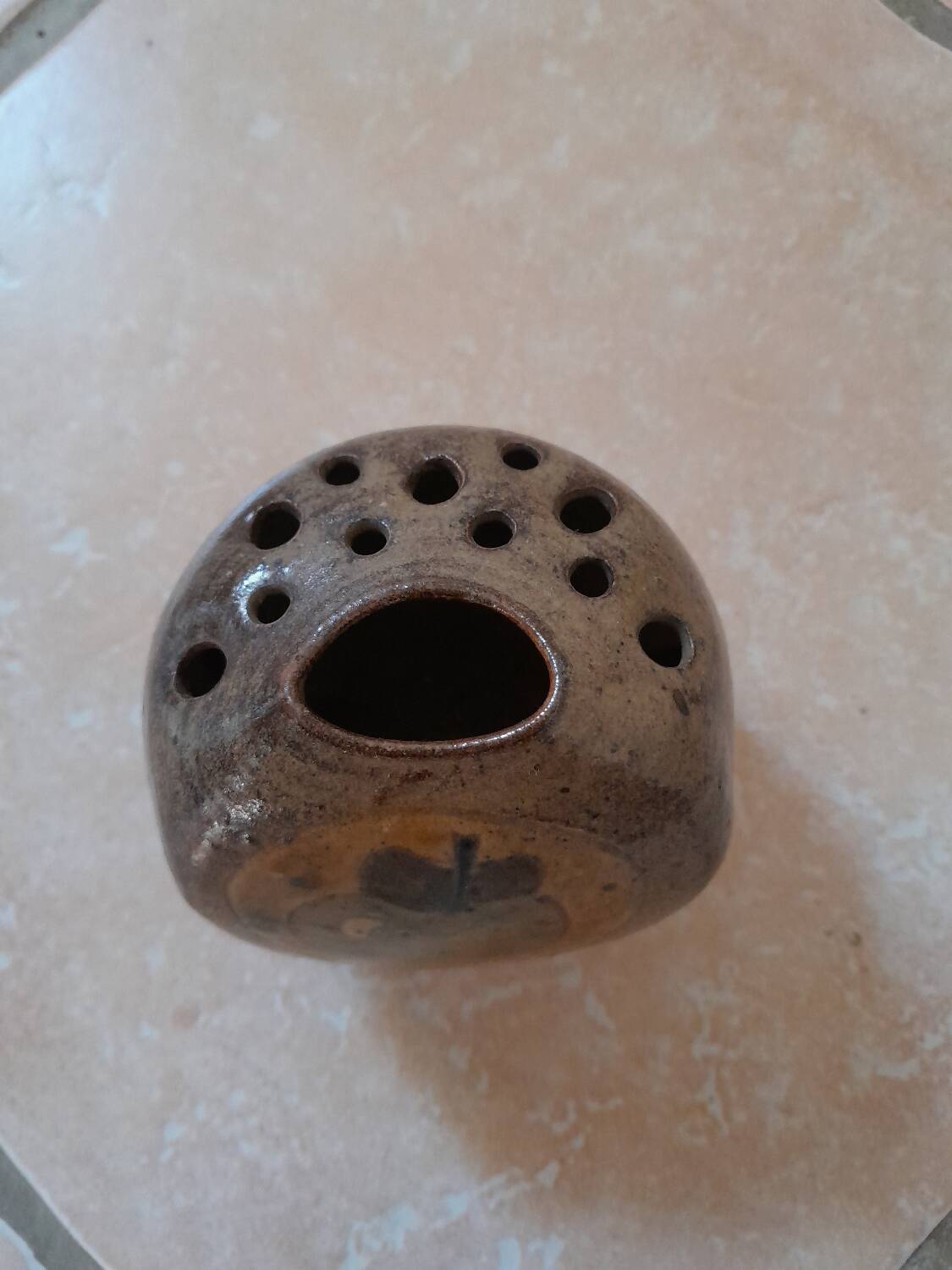 Ceramic flower vase from the 1970s.