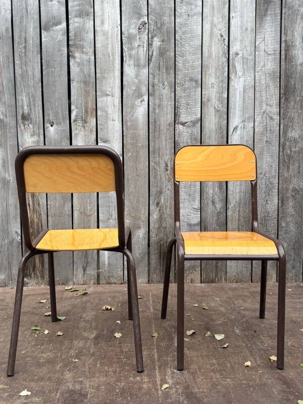 Vintage Mullca 510 stacking chair – French design