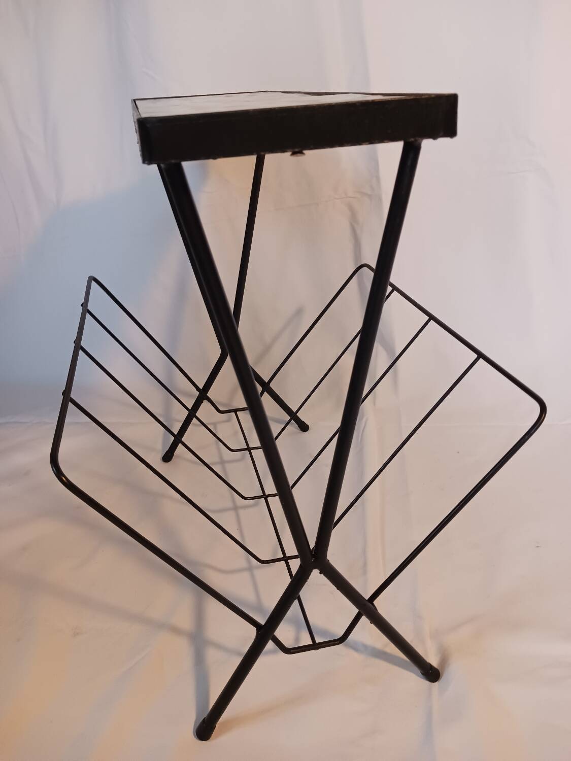 60s magazine rack