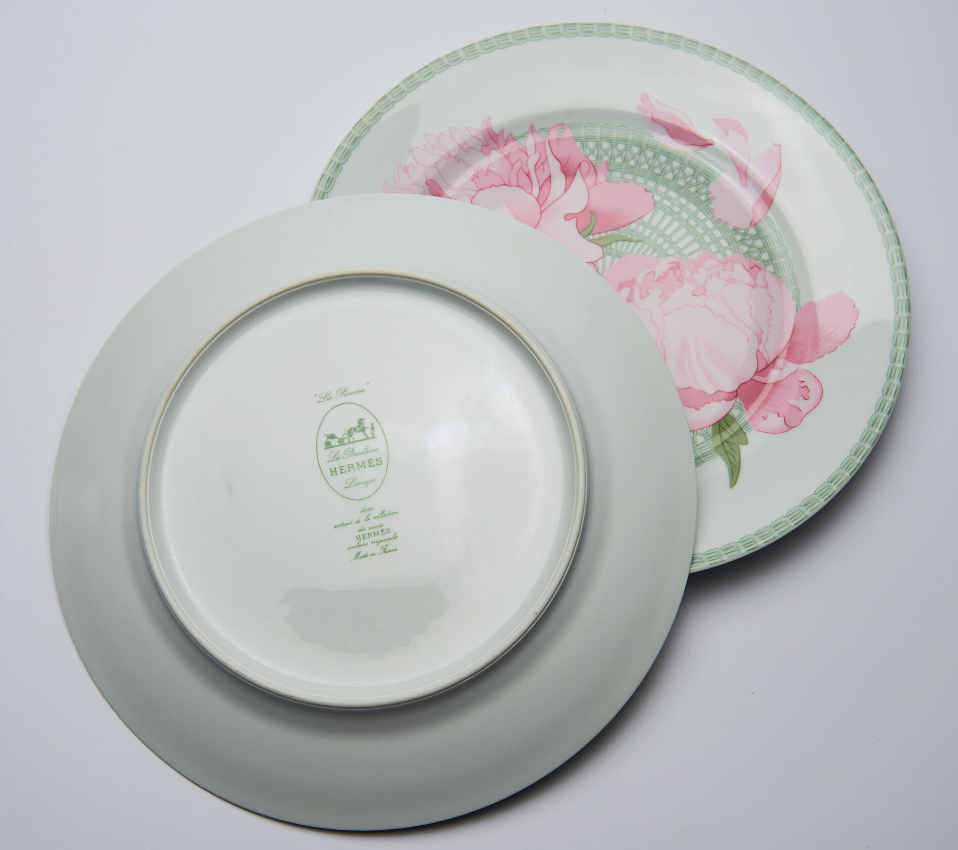 2 plates Hermès Peonies 27cm