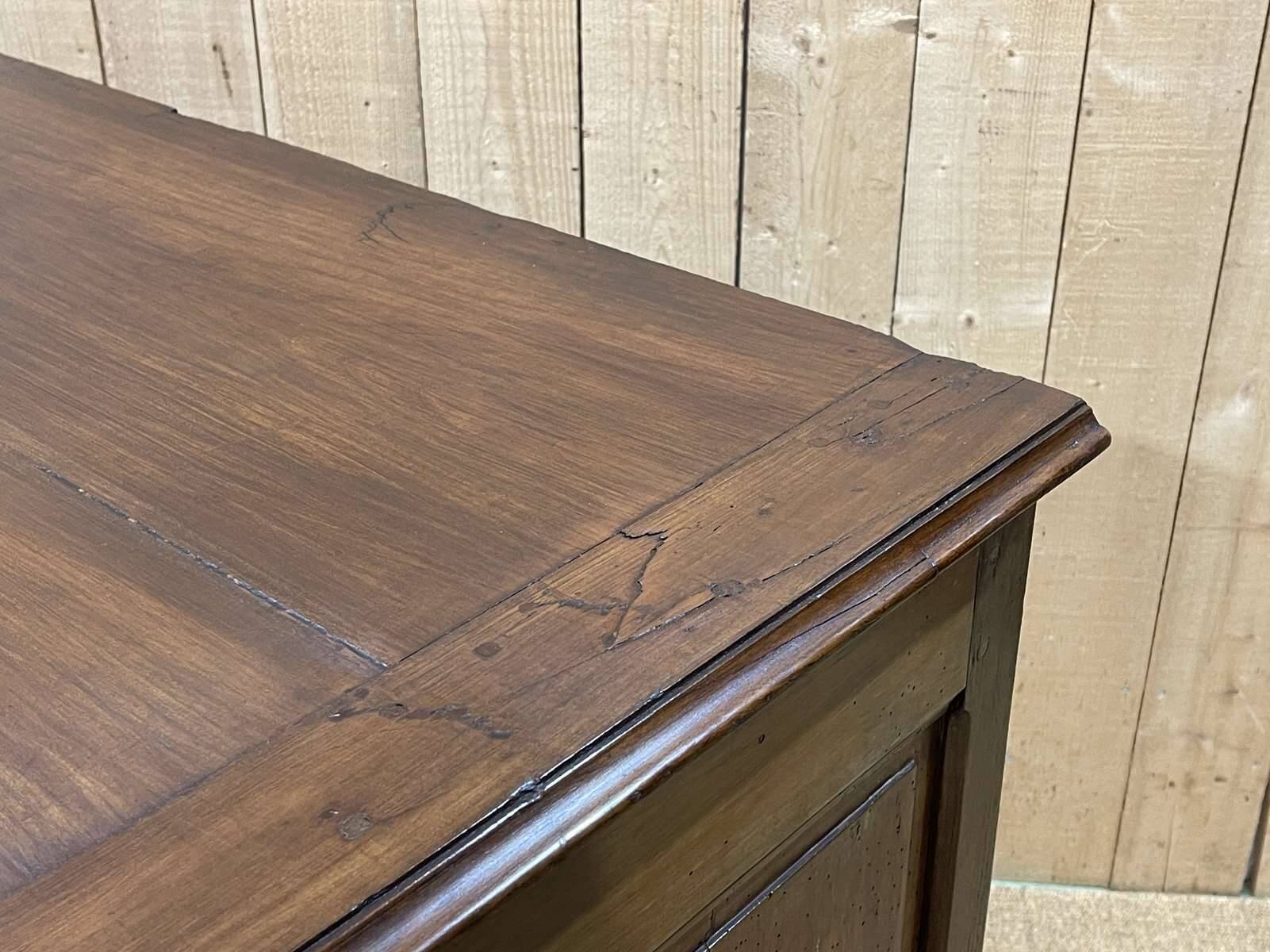 Vendéen Louis XV buffet from the early 19th century in cherry and oak