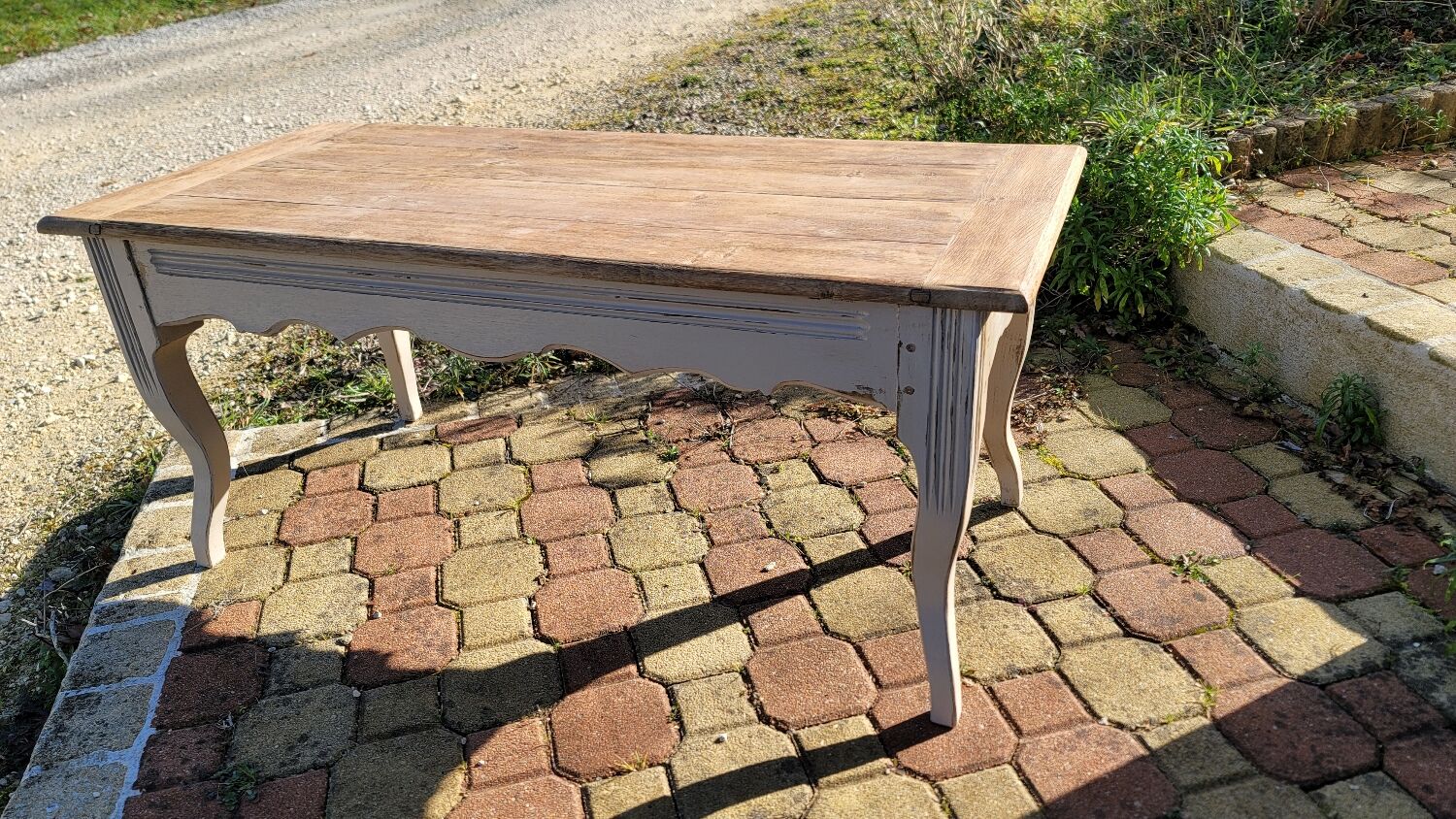 Farmhouse table
