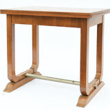 Portfolio table from the 1940s