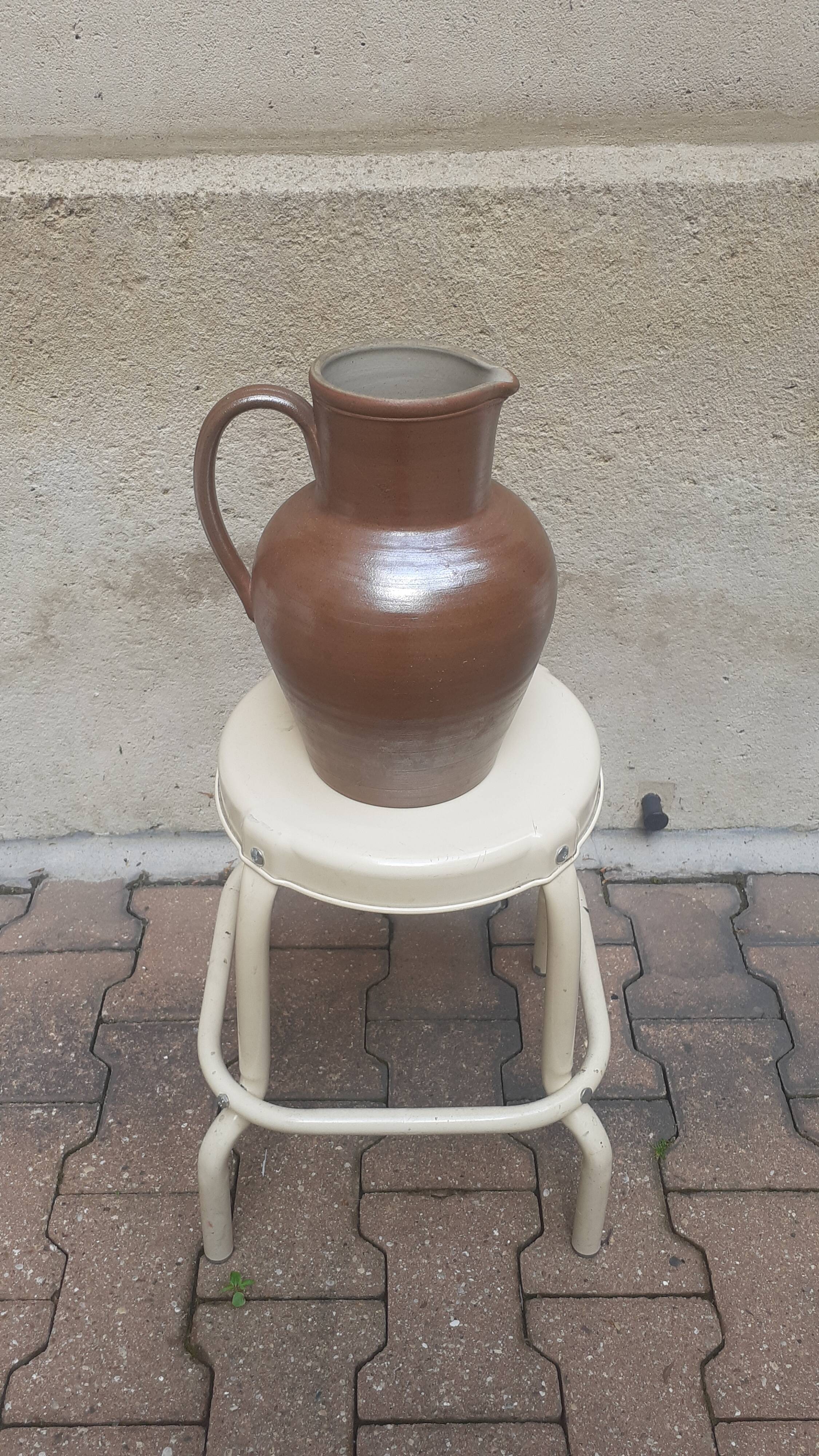 Sandstone jug