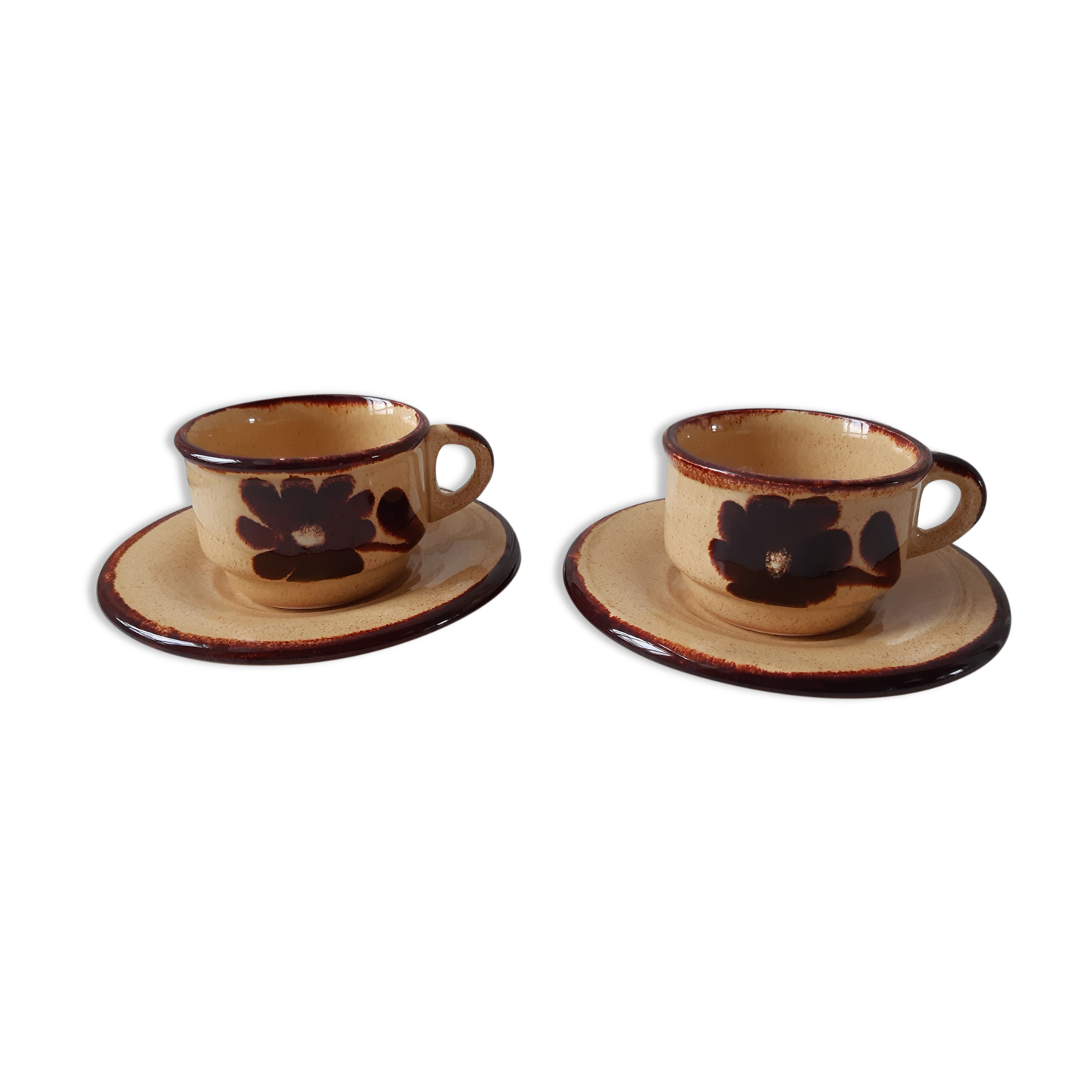 Duo of hand-painted Saint Clément 60s cups