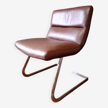 Chaise cuir et chrome design 1970