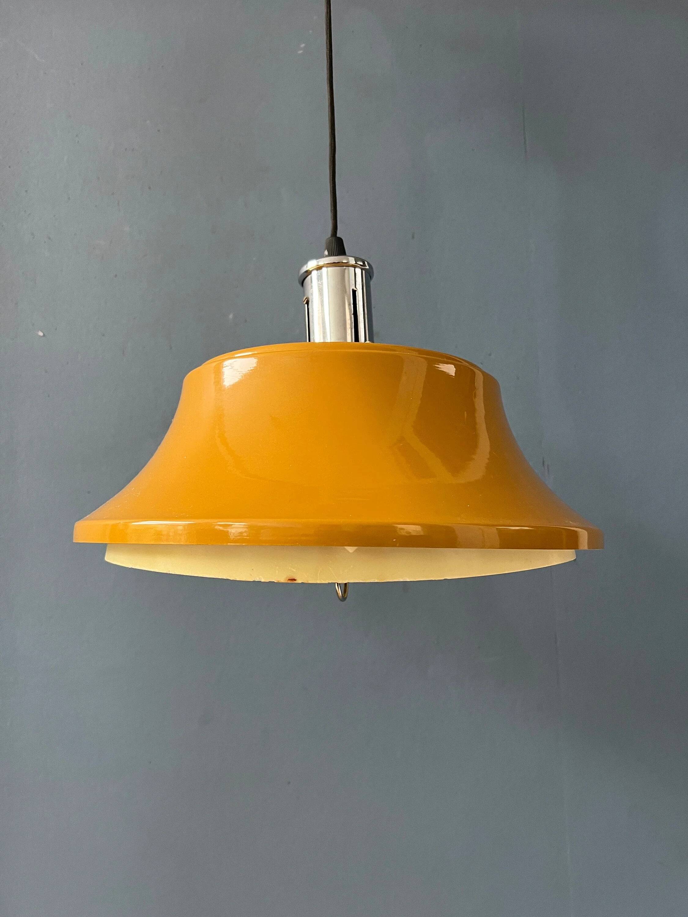 Yellow metal suspension Mid-Century