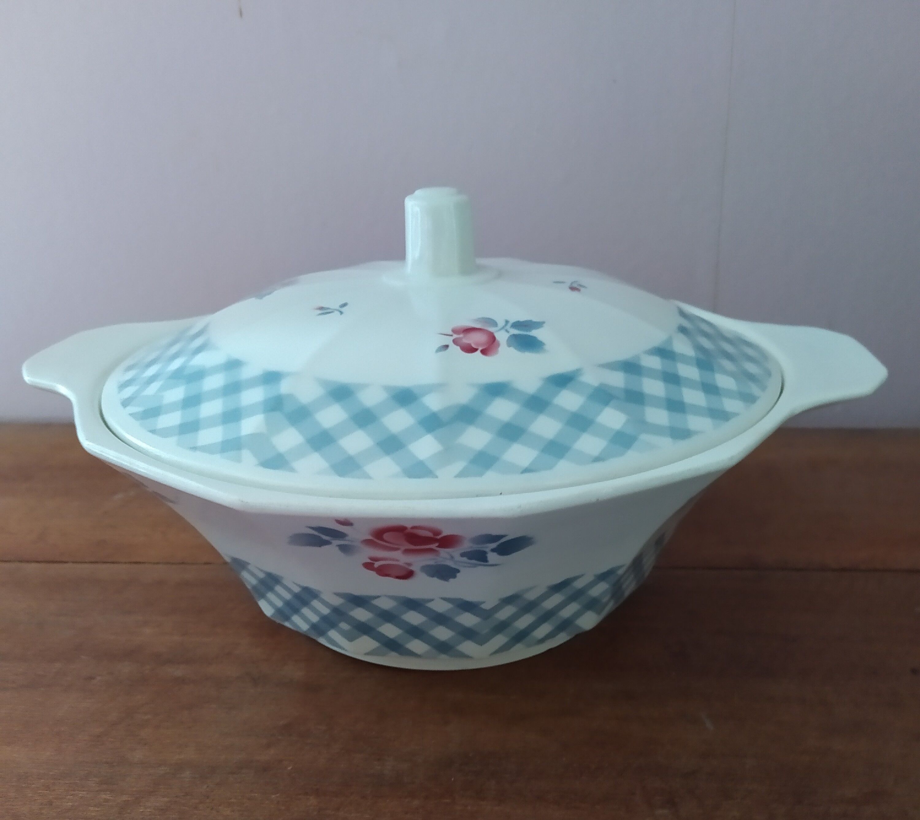 Former digoin Sarreguemines soup tureen