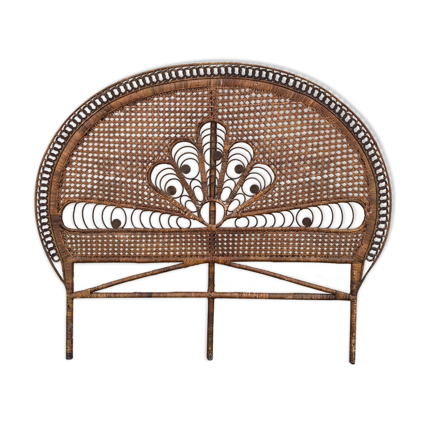 Peacock rattan headof