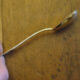 Egg spoon in solid silver with neck brace hallmark empire decor