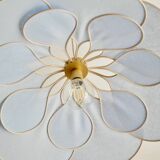 Flower suspension