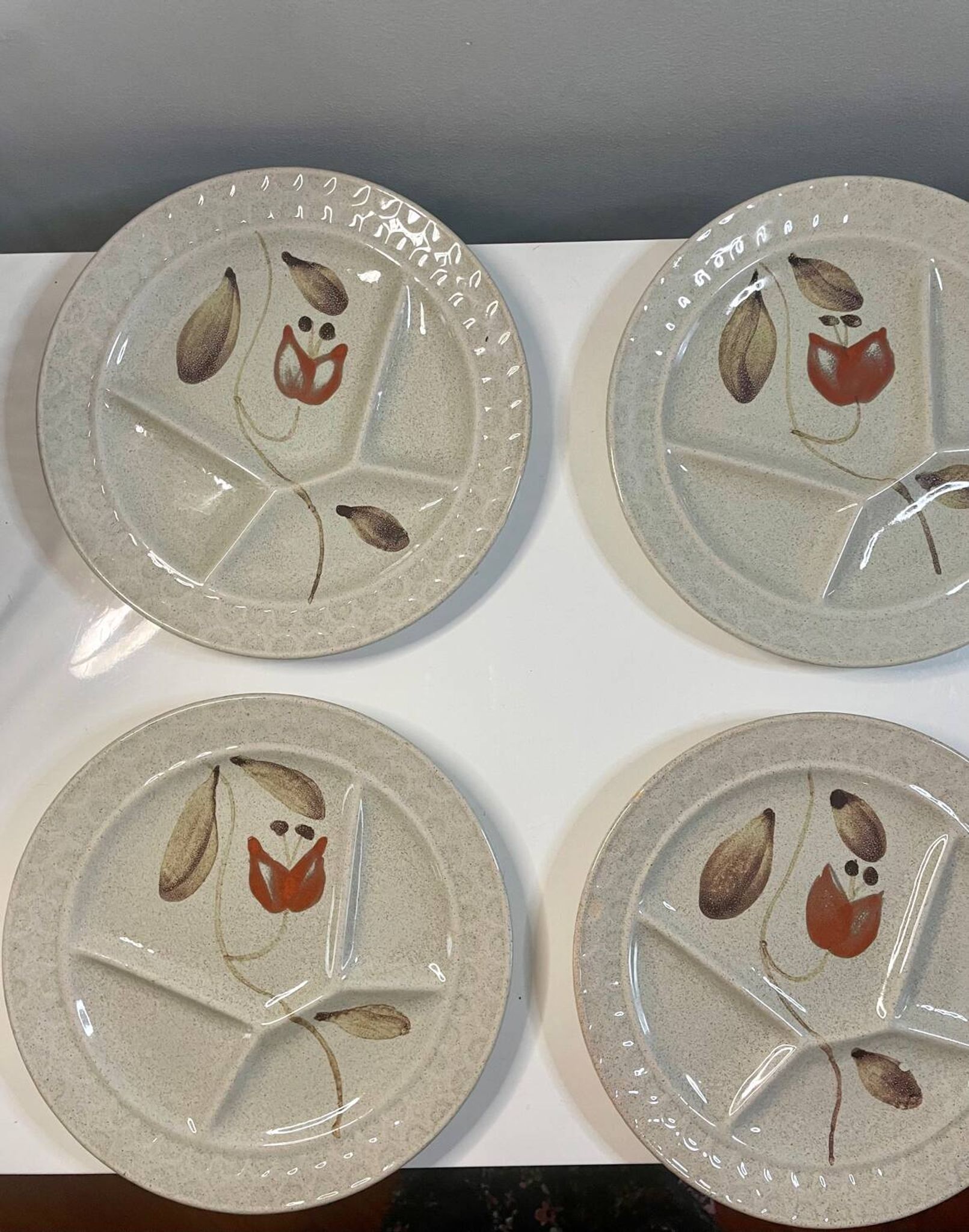 12 vintage Hollandia sarreguemine plates