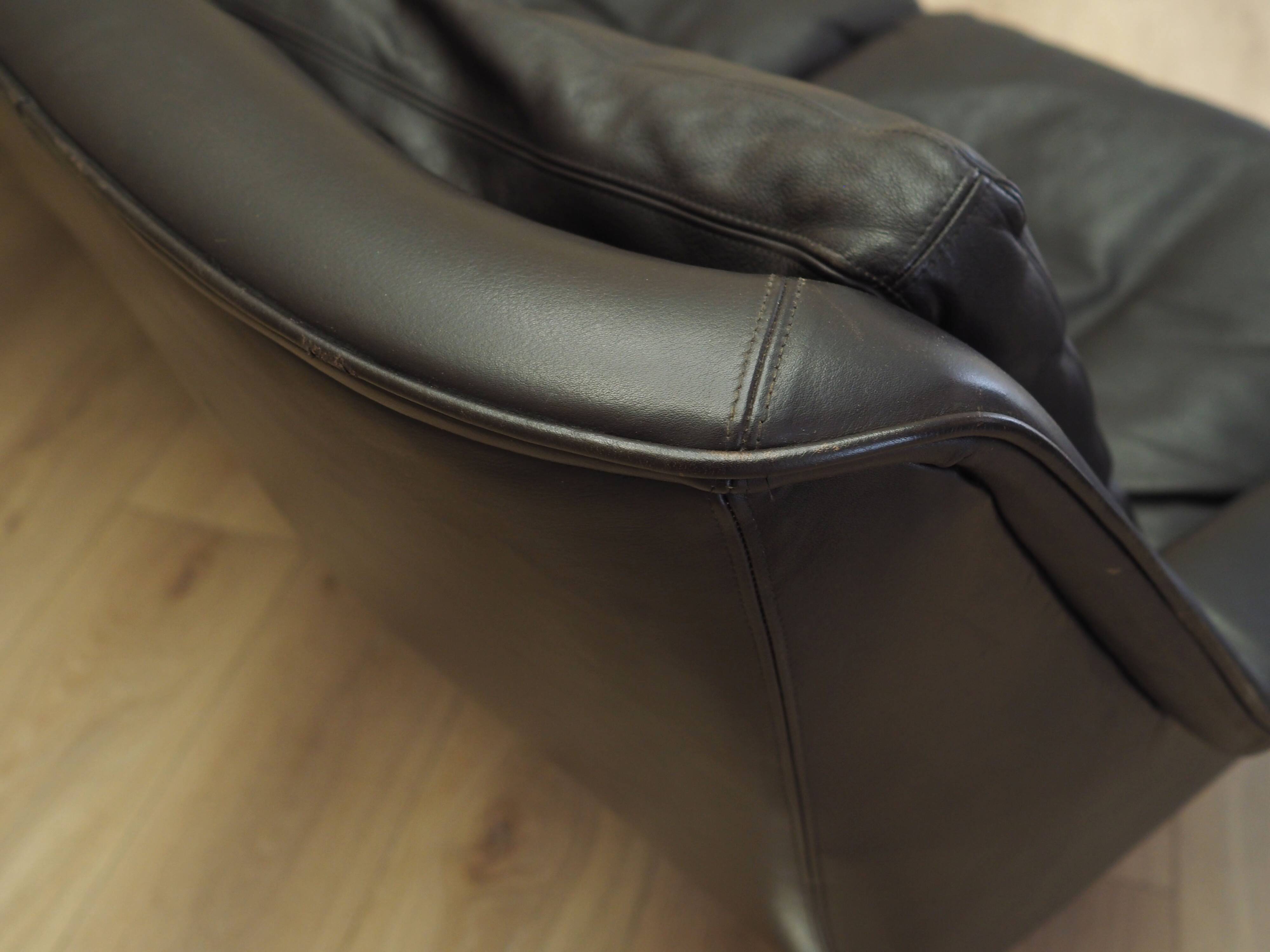 Brown leather sofa, Danish design, 1970s, designer: Werner Langenfeld, manu