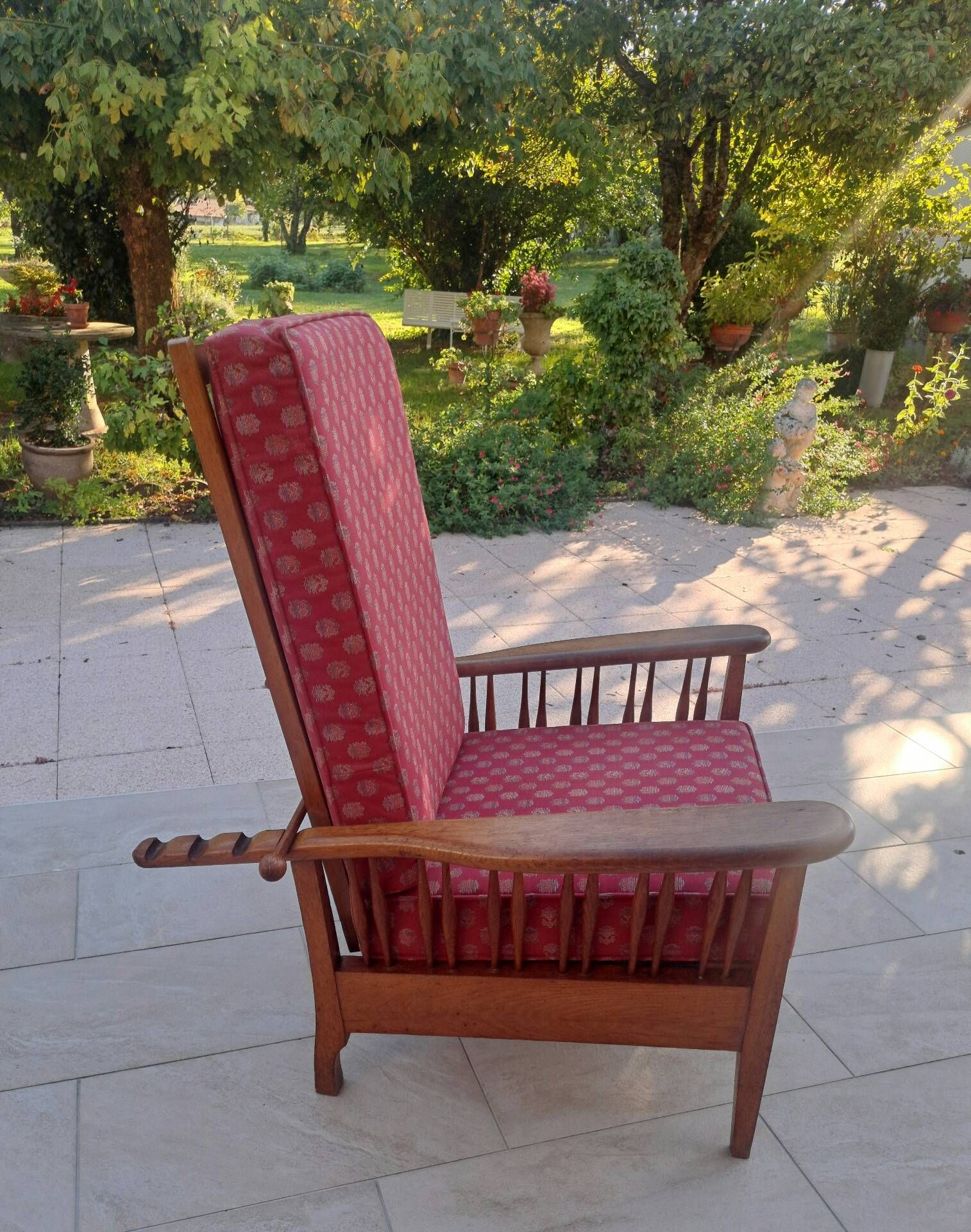 Morris chair
