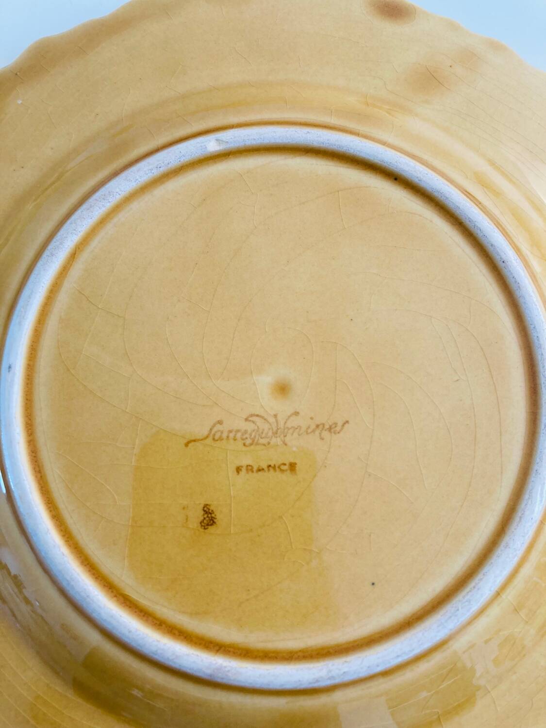 Barbotines: Ceramic dessert service from Sarreguemines.