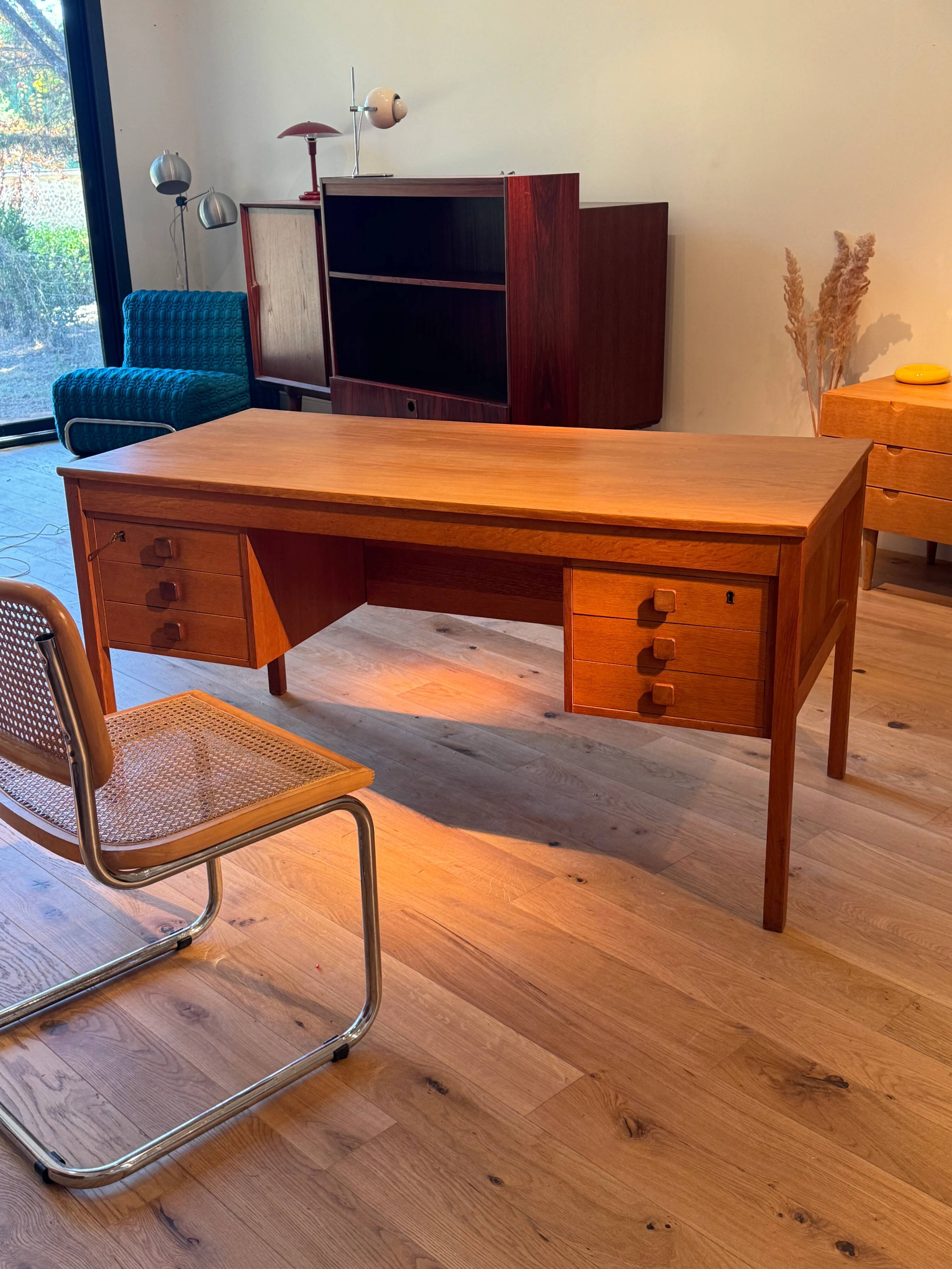 Bureau scandinave vintage en chêne doré "Jonas"