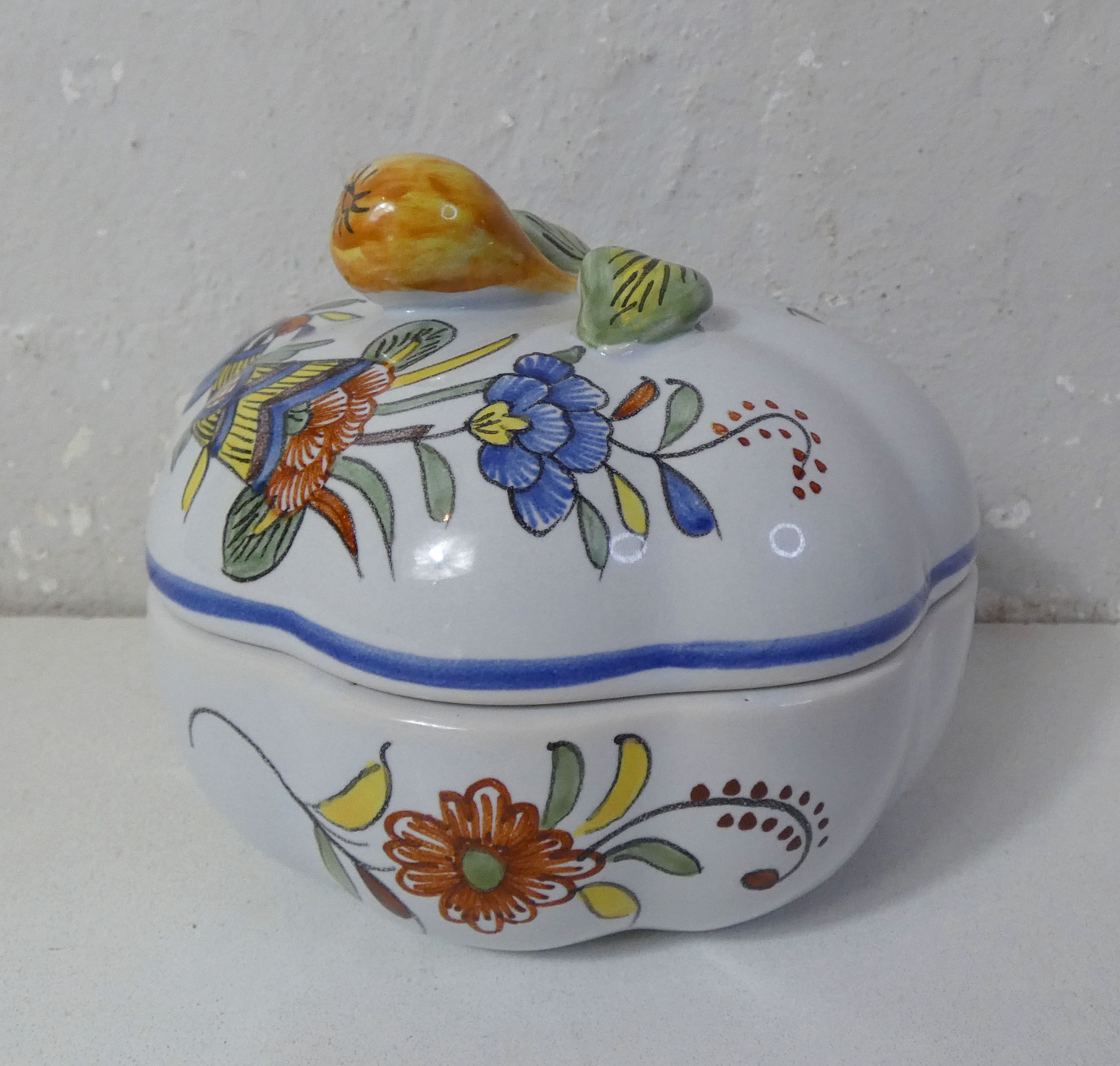 sugar bowl earthenware polychrome  Old Rouen Geo Martel